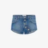 De knappe blå denimshortsene De knappe blå denimshortsene