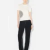 Den hvite Laurel-stemplede Baby Tee Den hvite Laurel-stemplede Baby Tee
