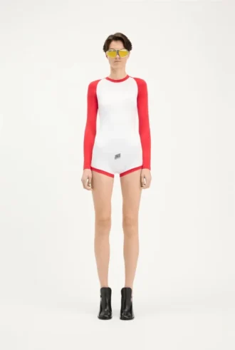 Den tofargede Junior Gaultier-Playsuits