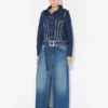 Denimkåpen som kan bæres på to måter