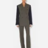 Jakken i to materialer Jakken i to materialer