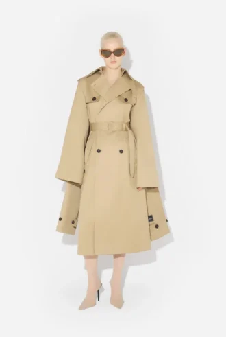Trenchcoats with hood Trenchcoats with hood